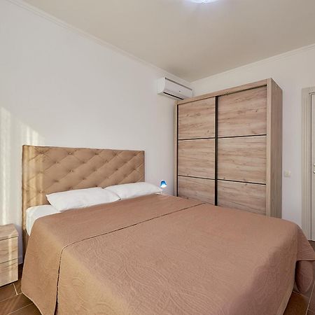 Adria Lux Apartmens 2 Sveti Stefan Exterior foto