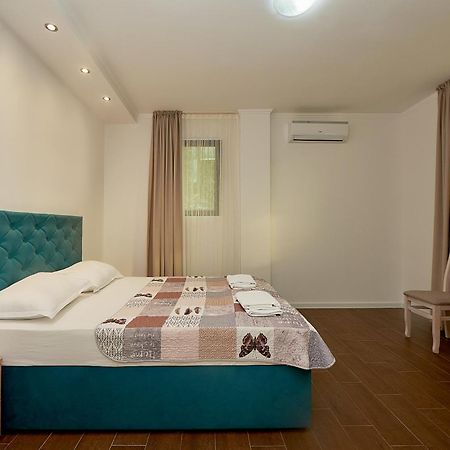 Adria Lux Apartmens 2 Sveti Stefan Exterior foto