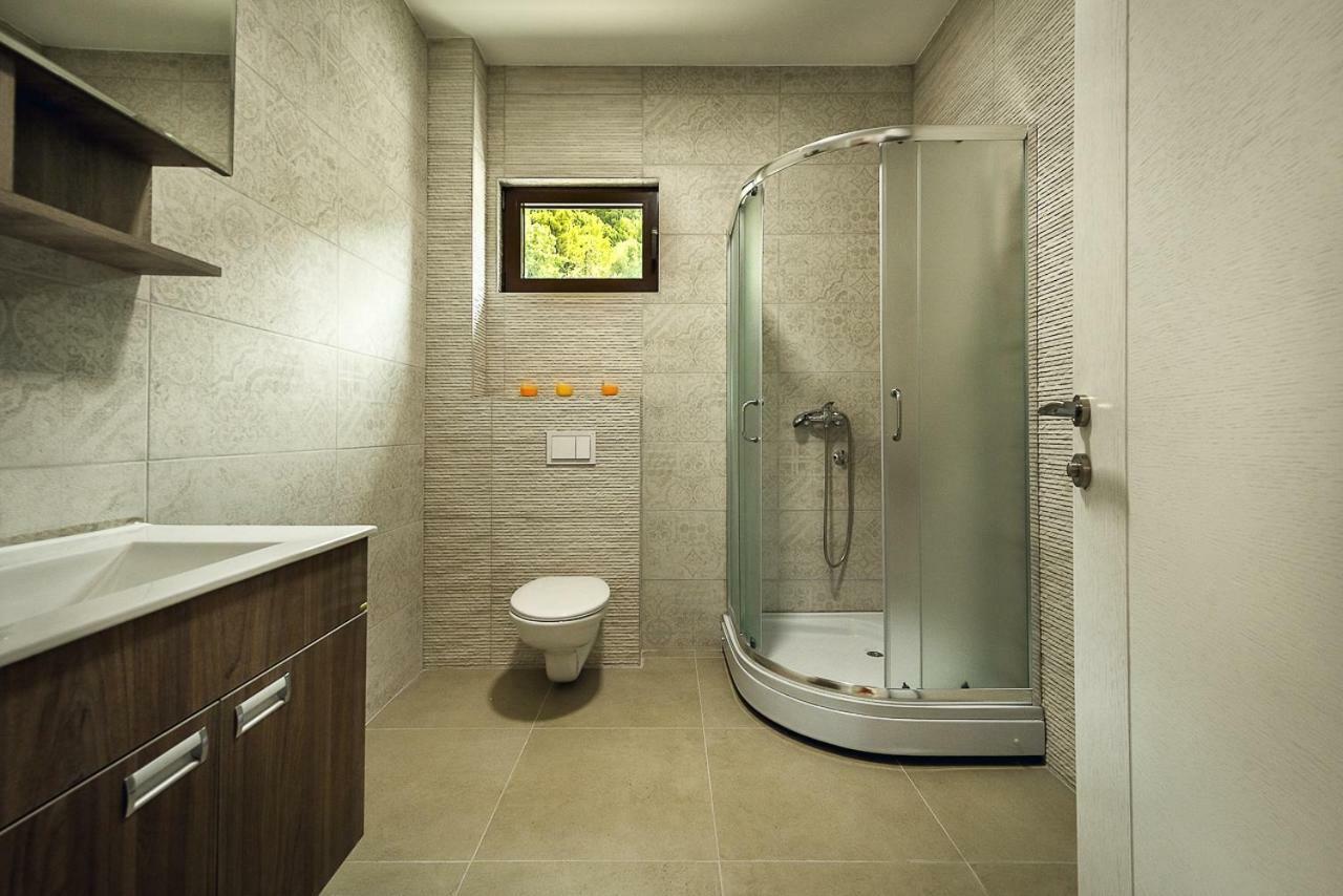 Adria Lux Apartmens 2 Sveti Stefan Exterior foto